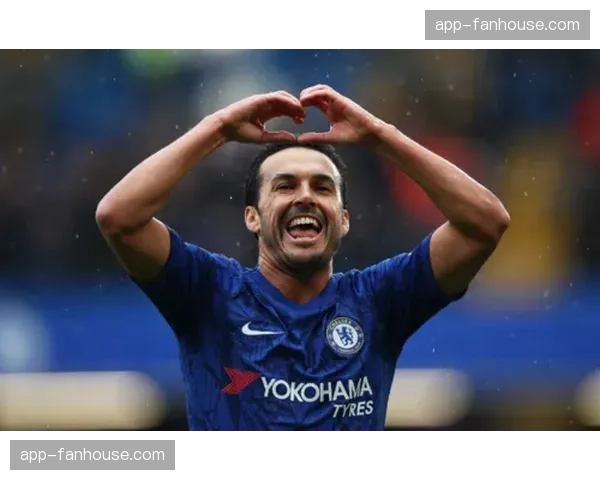 WhoScored赛后评分：梅开二度的沃特金斯获全场最佳9.8分